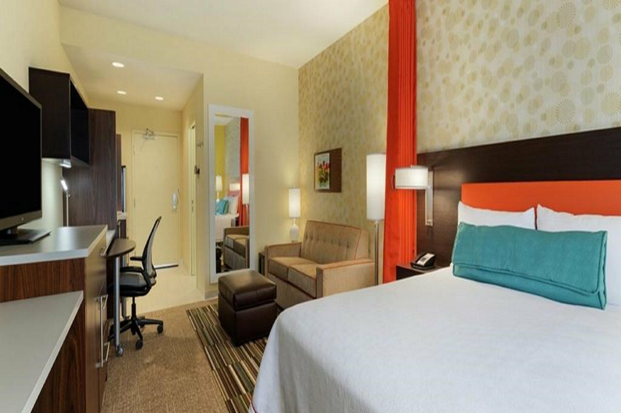 Home2 Suites By Hilton Newark Airport Екстериор снимка